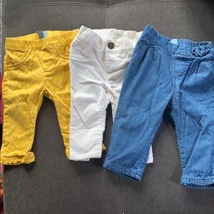 Lot of 3 pairs of baby gap girls pants
